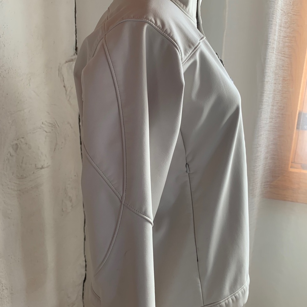 The North Face Apex Bionic Softshell Jacket - Picture 3 of 6